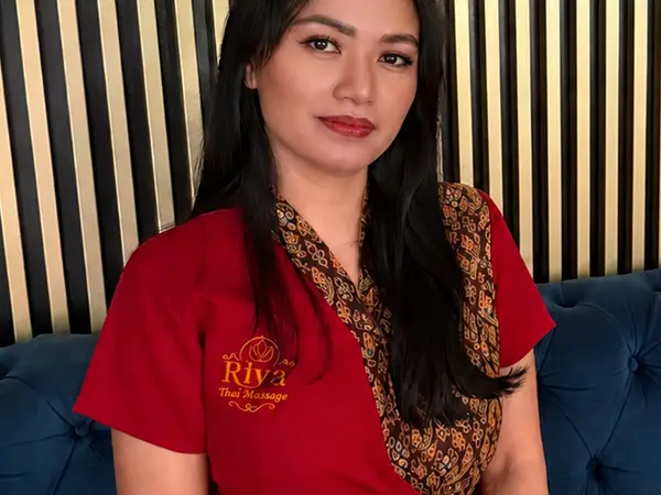 Bow presso Riya Thai Massage