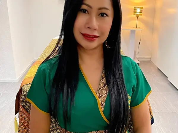 Sarah presso Riya Thai Massage